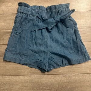 BCBGMAXAZRIA Bcbg Paperback High‎ Waisted Shorts